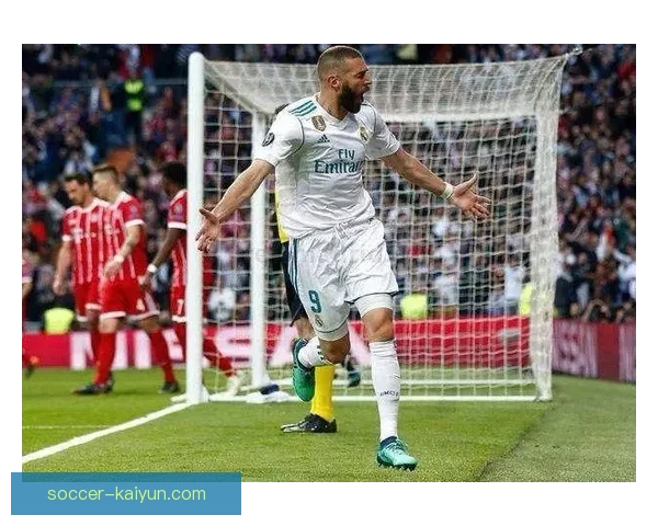 卡瓦尼：传奇射手状态回暖，迎来巅峰表现的奋斗故事分析