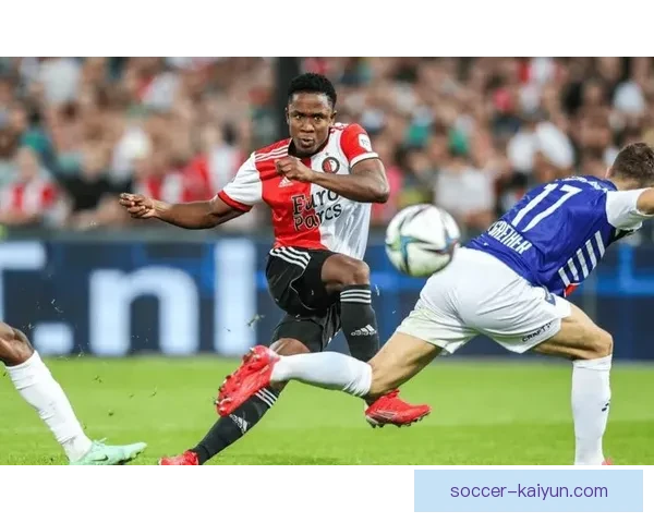 奥涅卡本赛季在英超表现稳健，攻防两端持续提升